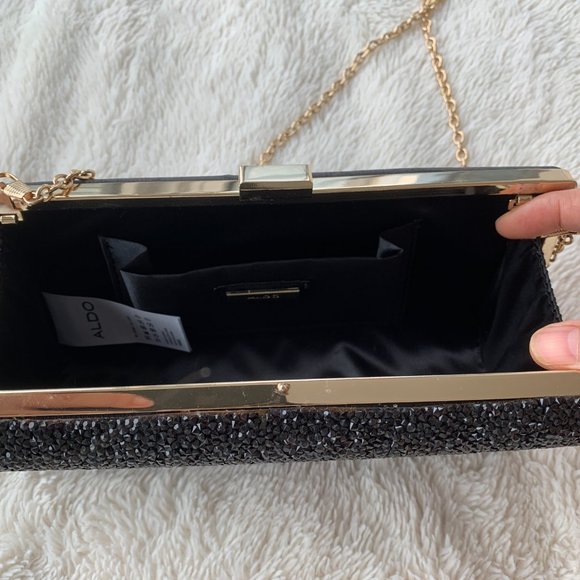 Clutch - Picture 3 of 4